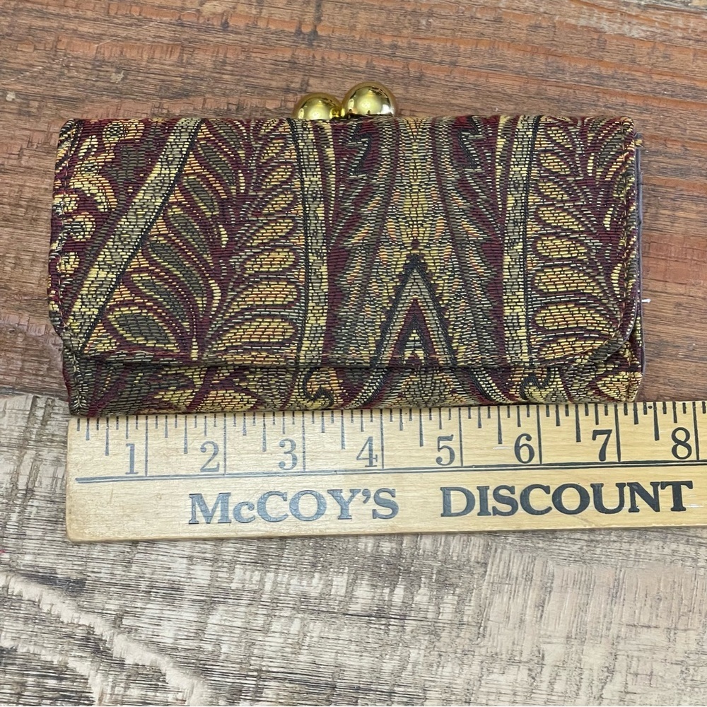 Braciano Gold Burgundy Tapestry Fabric Metallic Gold Accent Wallet - Picture 9 of 10